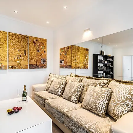 Apartment Central *