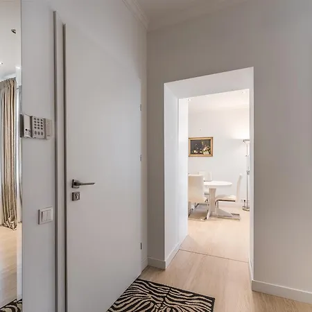 Central Apartment